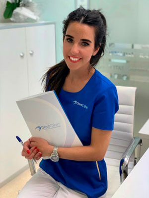 Estefania Gonzalez · Recepción y atención personalizada · Clínica Dental Mataró
