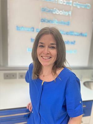 Carolina López Amador · Protesis y Auxiliar Dental · Clínica Dental Mataró