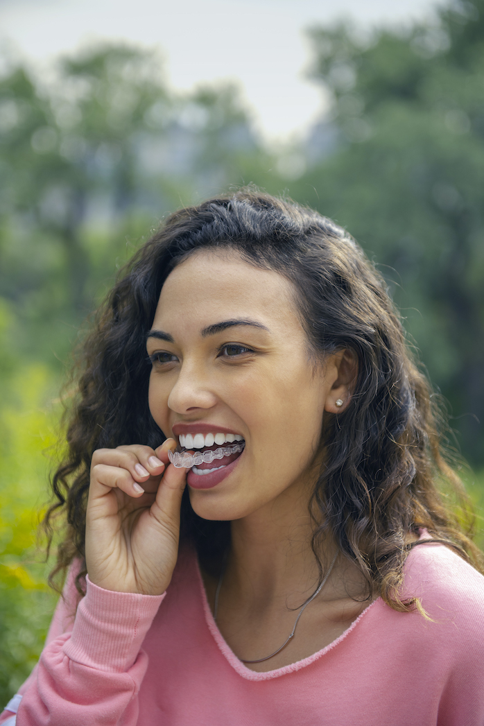 invisalign-ortodoncia invisible-mataro-movimiento dental